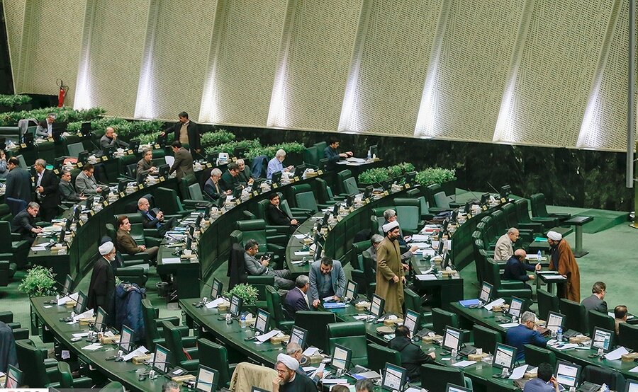 پنج خرداد، برگزاری انتخابات هیات&zwnj;رئیسه مجلس به صورت الکترونیکی /  فرهنگی: پس از این انتخابات جلسات صحن دو روز در هفته خواهد بود