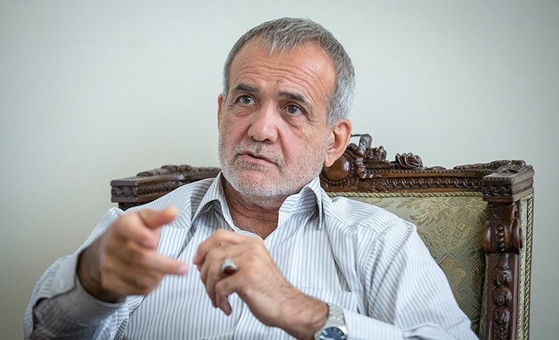 پزشکیان:  امام جمعه یک شهر حتی نمی توانست FATF را  تلفظ کند؛ او حتی نمی&zwnj;داند که نمی&zwnj;داند