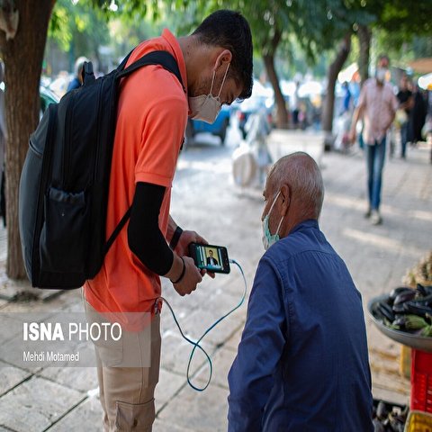 تصاویر: تماشای اولین مناظره انتخابات ریاست جمهوری