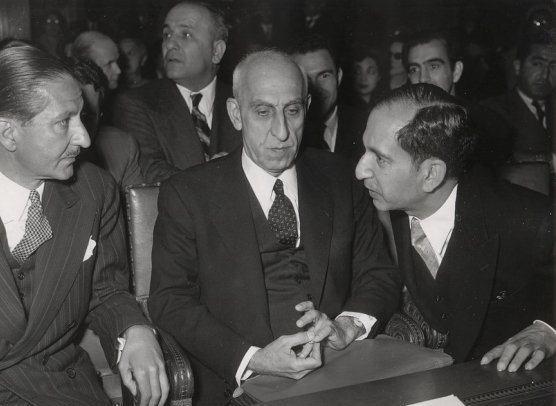 قسمت نخست/ هنگام نطق دکتر مصدق احدی نطُق نمی‌کشد