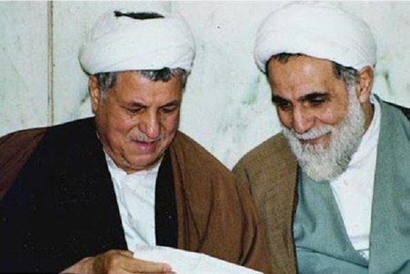 خاطرات آیت الله هاشمی رفسنجانی، ۲ خرداد ۱۳۷۷: ریيس دفتر ناطق آمد؛ اعلام‌خطركرد و گفت آقاى ناطق نوری و آقاى مهدوى‌كنى هم بريده‌اند
