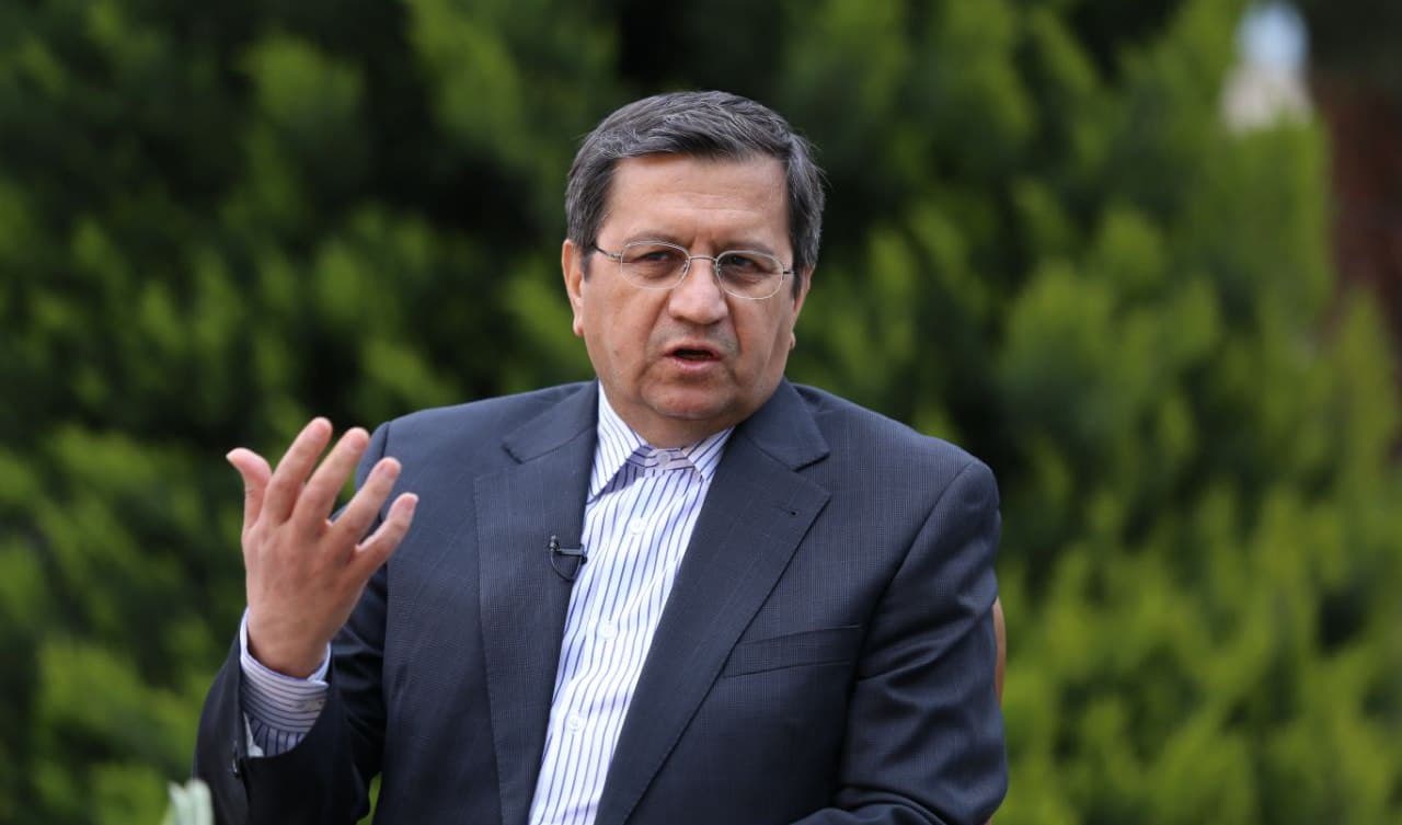 مگر FATF چیست که نمی گذارند تصویب شد، دو سال معطل کرده اند؛ دیگه دارم خفه می شوم از دست اینها / همین آقایانِ مدعی «دولت سایه» هستند که بانی وضع موجودند / وارد رقابت پنج به یک شده ام