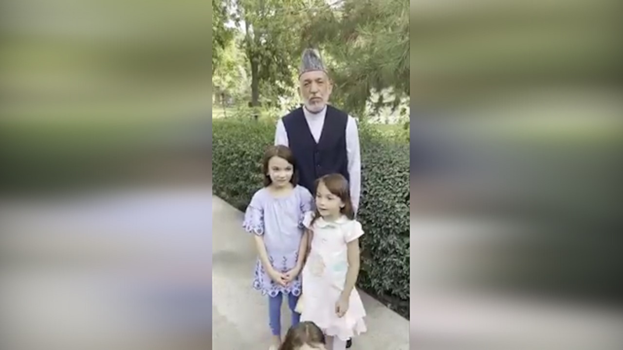 کرزای در ویدیویی به همراه دخترانش: طالبان از مردم حمایت کنند+فیلم