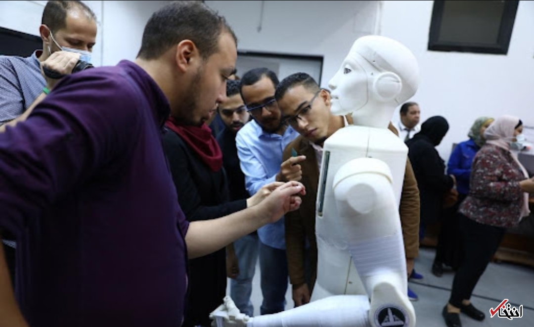 پرستار  رباتیک مصری