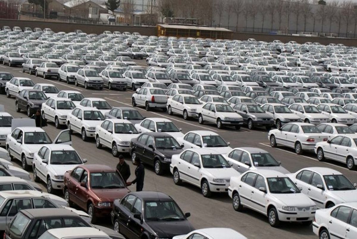 قیمت خودرو؛ ۳ مرداد / پژو 206 تیپ 2 به 225 میلیون تومان رسید؛ پراید 111 به 139 میلیون / پژو پارس سال 238 میلیون تومان مورد معامله قرار می گیرد؛ سمند ال ایکس 216 میلیون تومان