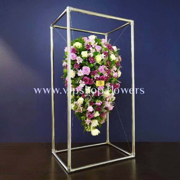 تاج گل لوکس و گران قیمت؛ انتخابی برای خاص بودن تاج گل لوکس و گران قیمت؛ انتخابی برای خاص بودن