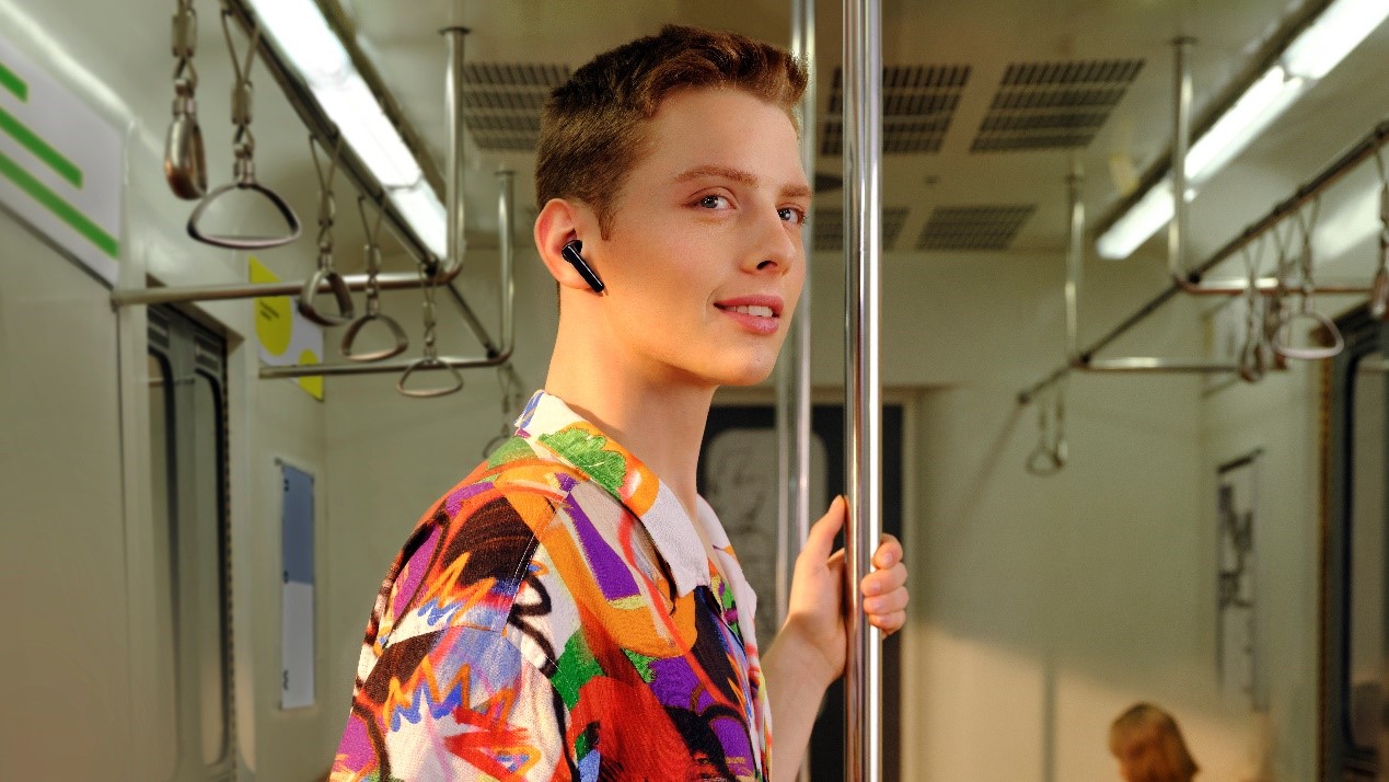 ایرباد هواوی FreeBuds 4i ؛ گجتی برای موسیقی باکیفیت و مکالمه شفاف