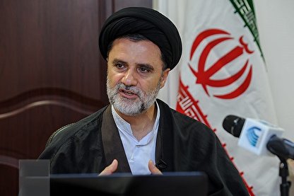 نبویان: دولت روحانی همه مشکلات را به دولت سابق ربط میداد اما دولت رئیسی آنقدر باحیا است که هیچ حرفی نمیزند / دولت روحانی و به طور خاص ظریف با برجام، ما را در چاهی انداختند که به راحتی نمیتوان از آن خارج شد / همه میدانند که برجام تحریمها را بیشتر کرد / الان مرز ایران تا سوریه، لبنان، یمن و عراق گسترش یافته / در زمینه تولید واکسن کرونا و ماسک به جهانیان نشان دادیم که توانمند هستیم نبویان: دولت روحانی همه مشکلات را به دولت سابق ربط میداد اما دولت رئیسی آنقدر باحیا است که هیچ حرفی نمیزند / دولت روحانی و به طور خاص ظریف با برجام، ما را در چاهی انداختند که به راحتی نمیتوان از آن خارج شد / همه میدانند که برجام تحریمها را بیشتر کرد / الان مرز ایران تا سوریه، لبنان، یمن و عراق گسترش یافته / در زمینه تولید واکسن کرونا و ماسک به جهانیان نشان دادیم که توانمند هستیم