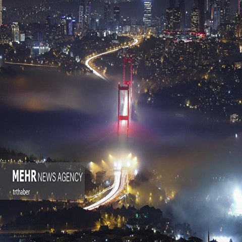 تصاویر: استانبول در مه