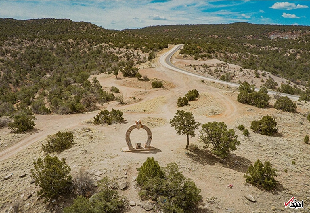 فروش پایگاه نظامی با ۲۷ خانه مسکونی، کافه و اداره پست
