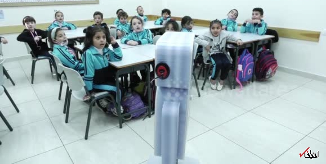 ربات هوشمند وارد مدارس غزه شد+عکس