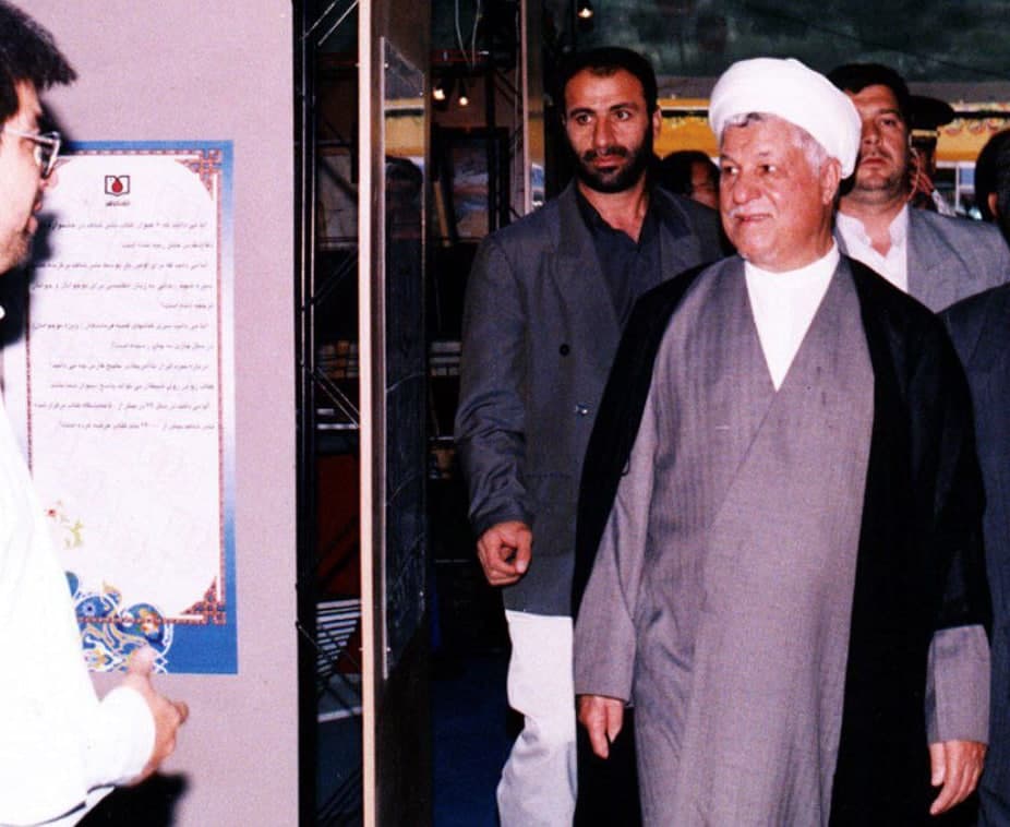 خاطرات آیت الله هاشمی رفسنجانی، ۱۹ آذر ۱۳۷۷: شبهه قتل محمد مختاری و گم شدن محمدجعفر پوینده، فشار‌های زیادی بر خاتمی وارد کرده