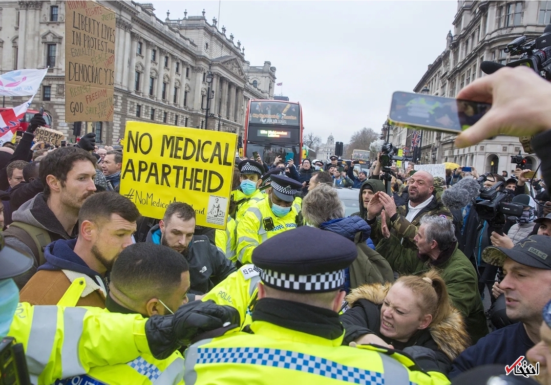 تظاهرات ضد واکسن در لندن به خشونت کشیده شد