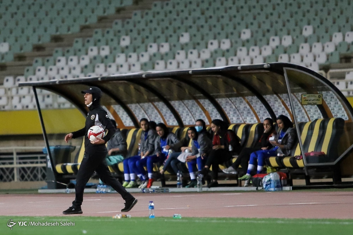 تصاویر: دیدار تیم&zwnj;های فوتبال بانوان سپاهان و هیات البرز