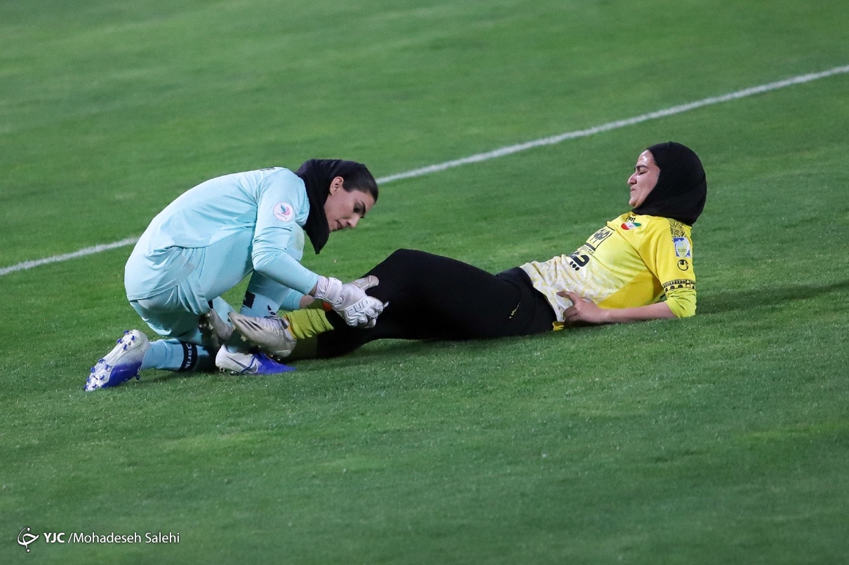 تصاویر: دیدار تیم&zwnj;های فوتبال بانوان سپاهان و هیات البرز