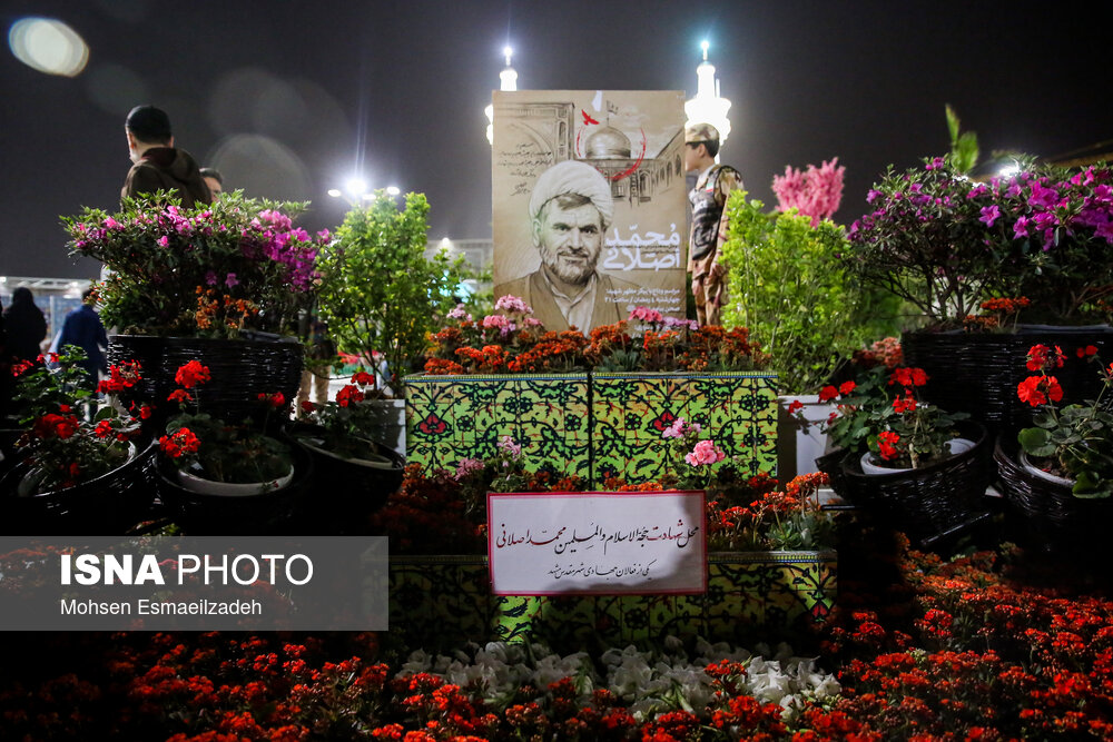 تصاویر: وداع با پیکر شهید حجت‌الاسلام محمد اصلانی در حرم رضوی