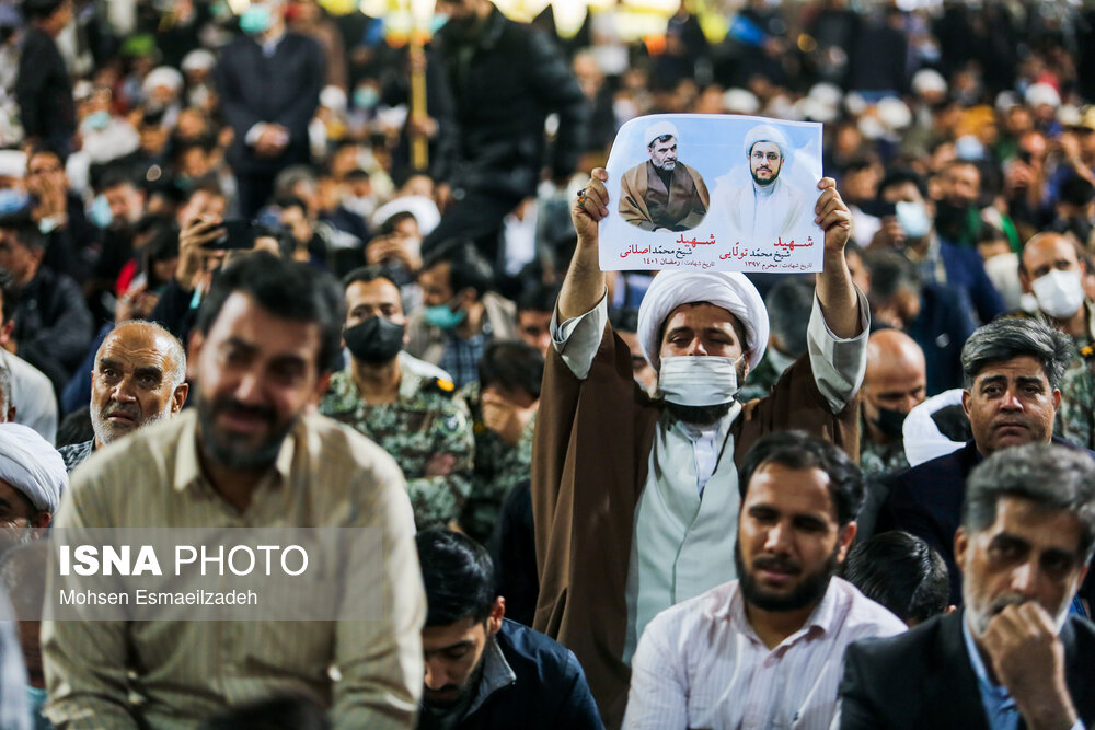 تصاویر: وداع با پیکر شهید حجت‌الاسلام محمد اصلانی در حرم رضوی