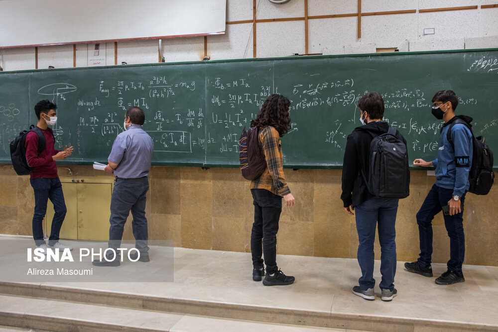 تصاویر: بازگشایی دانشگاه&zwnj; صنعتی شریف بعد از دو سال