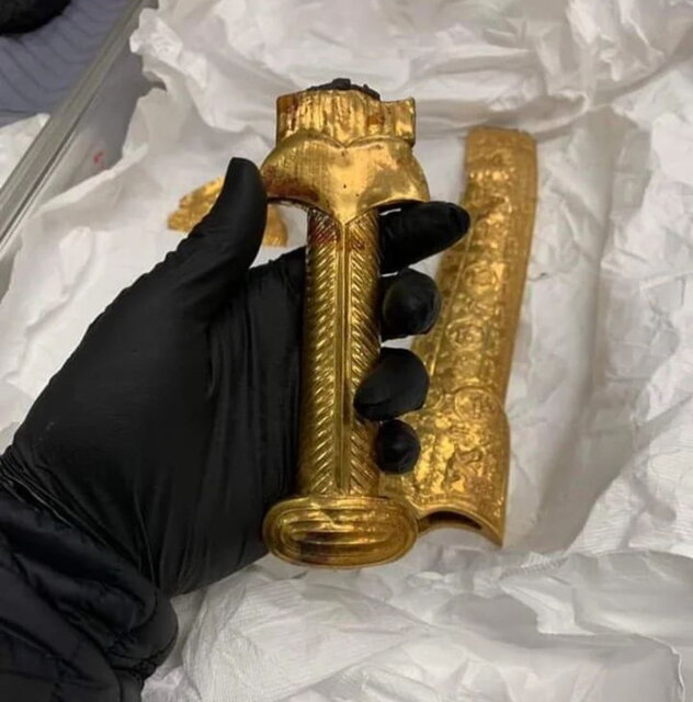 خنجر هخامنشی جعلی از آب درآمد؟