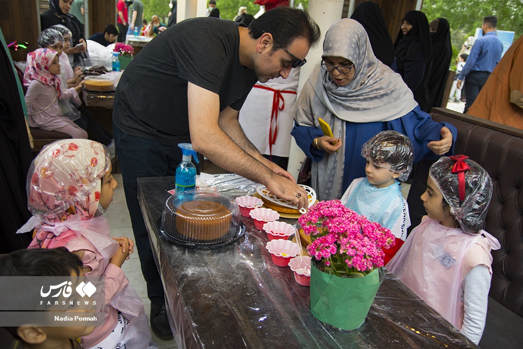 تصاویر: جشنواره «کیک پزون نذری»