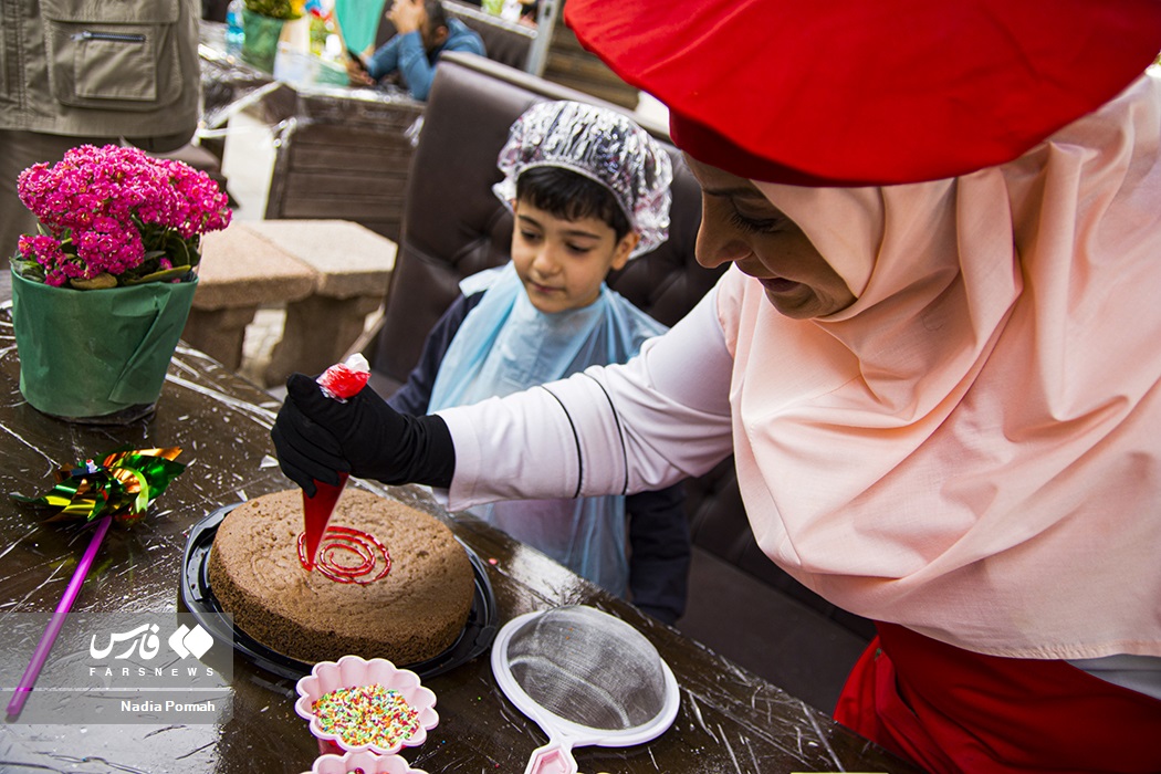 تصاویر: جشنواره «کیک پزون نذری»