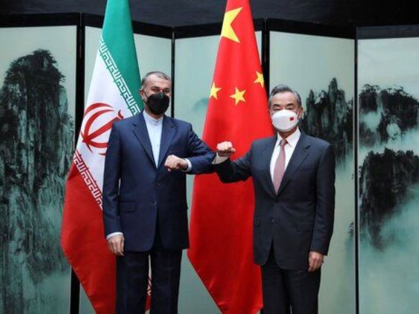 اجرای نه چندان سریع مشارکت راهبردی جامع چین و ایراننگاه پکن به تهران در مشارکت استراتژیک جامع همچون مهرهای قابل مصرف در شطرنج با واشنگتن است اجرای نه چندان سریع مشارکت راهبردی جامع چین و ایراننگاه پکن به تهران در مشارکت استراتژیک جامع همچون مهرهای قابل مصرف در شطرنج با واشنگتن است