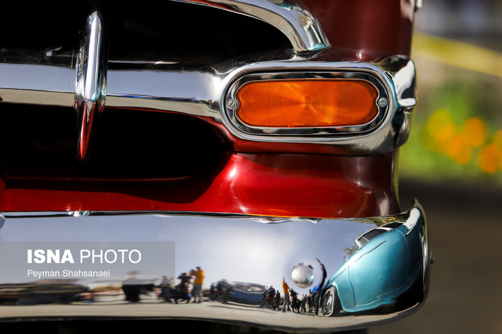 تصاویر: رالی اتومبیل‌های کلاسیک در اصفهان