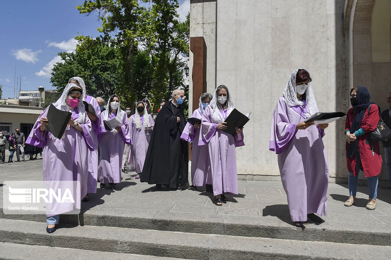 تصاویر: مراسم هفته مقدس و عید پاک