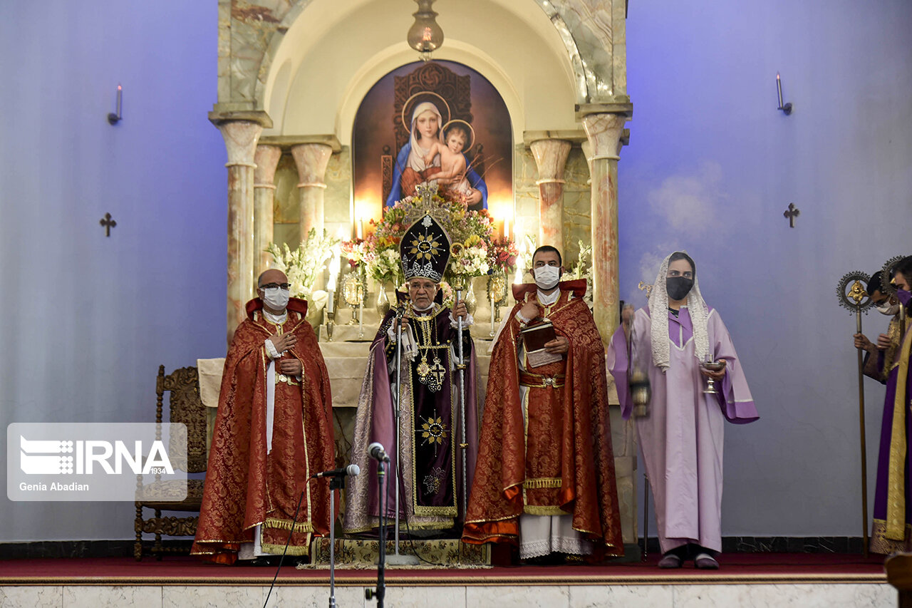 تصاویر: مراسم هفته مقدس و عید پاک