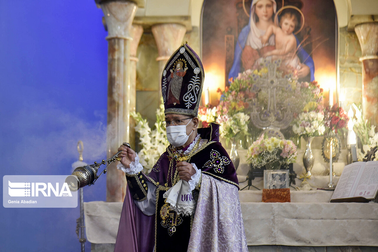 تصاویر: مراسم هفته مقدس و عید پاک