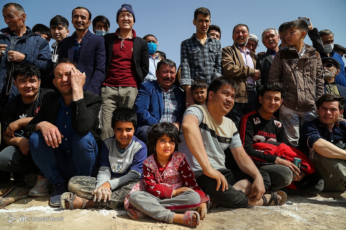 تصاویر: مسابقات نوروزی کشتی سنتی افغانستانی های مقیم قم