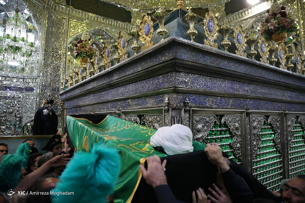 تصاویر: تشییع پیکر آیت الله ری شهری