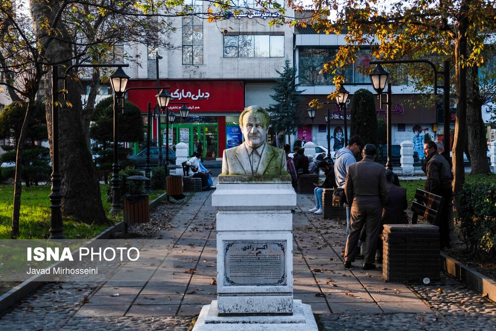 تصاویر: تندیس‌های مفاخر گیلان در رشت