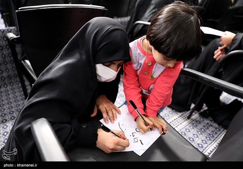 تصاویر: دیدار اقشار مختلف بانوان با مقام معظم رهبری