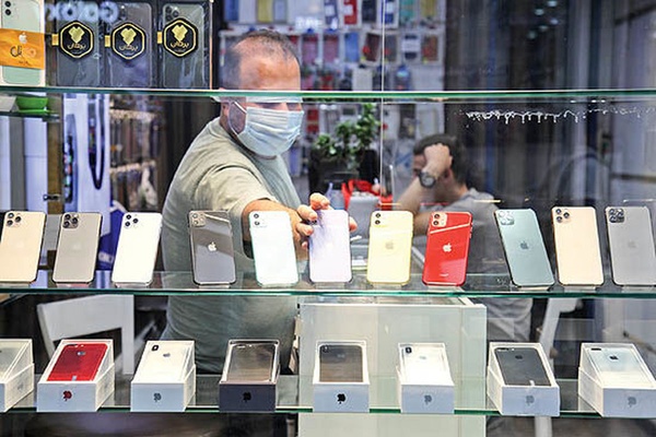 توقف فروش موبایل توسط مغازه‌داران از ترس از دست دادن سرمایه