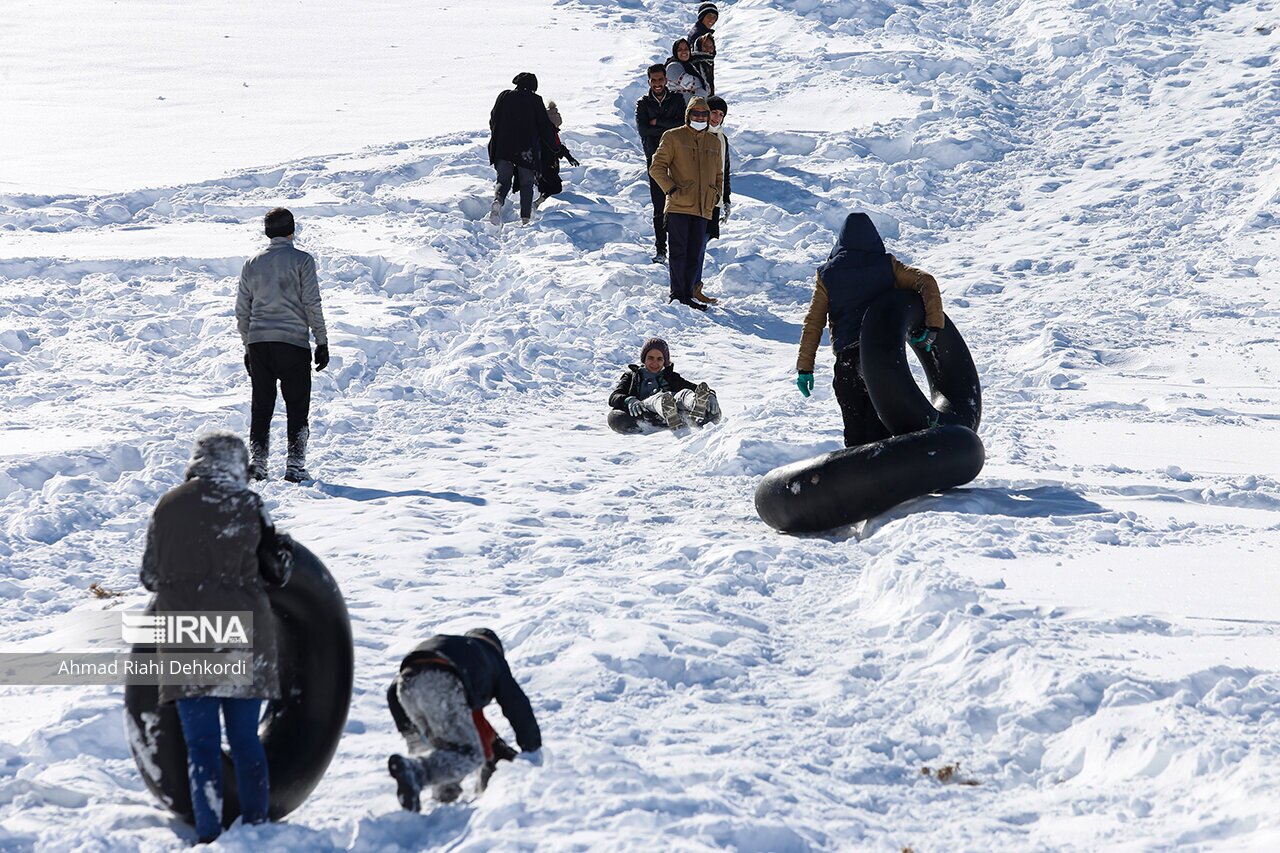 تصاویر: تفریحات خانوادگی در بارده