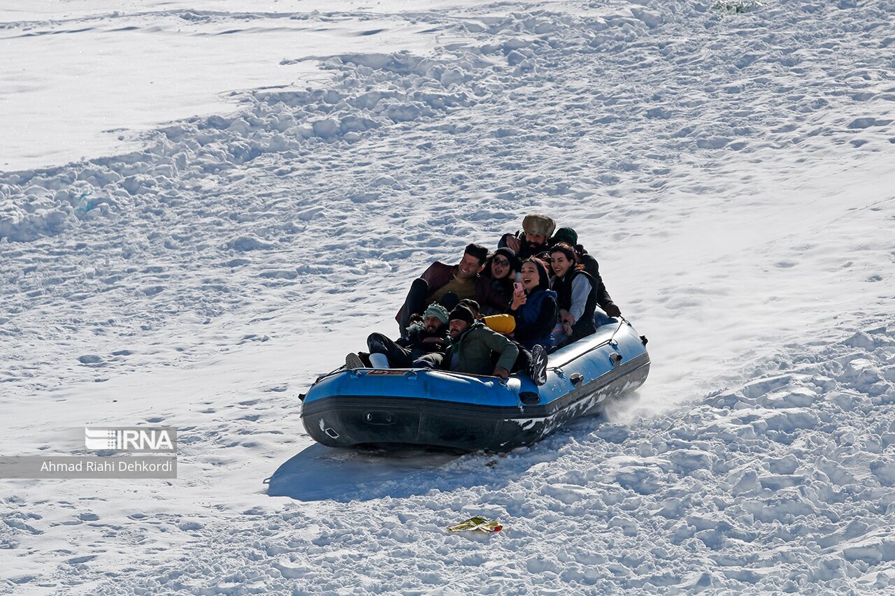 تصاویر: تفریحات خانوادگی در بارده