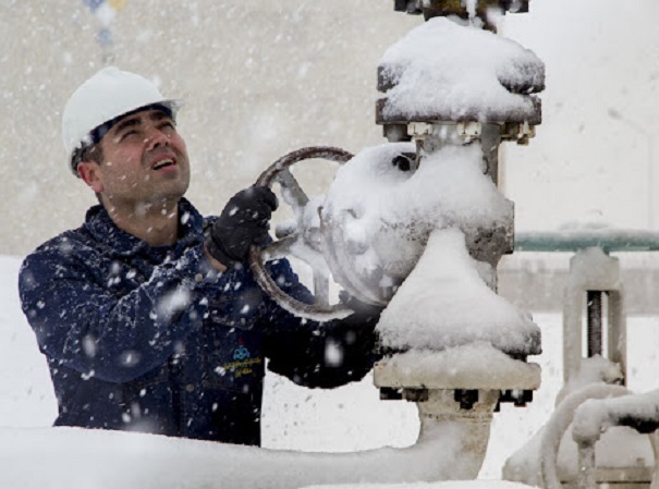 کلیشه‌ی انحرافی «رتبه اول ایرانی‌ها در دنیا در مصرف گاز» / دولت چگونه زمستان را برای مردم سخت کرد و حالا آن را به گردن عدم صرفه‌جویی ملت می‌اندازد؟
