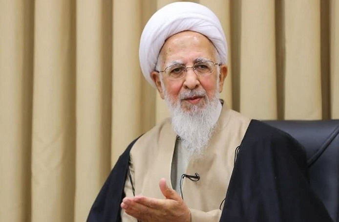 آیت الله جوادی آملی: اقتصاد ستون مملکت است / فقیر کسی است که ستون فقراتش شکسته؛ کیف و جیب شما ستون شماست / اگر می‌خواهید آبرومندانه زندگی کنید، باید جیبتان پر باشد نه اینکه حتما سرمایه‌دار باشید