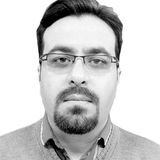 روح الله نخعی، روزنامه نگار به قید وثیقه آزاد شد