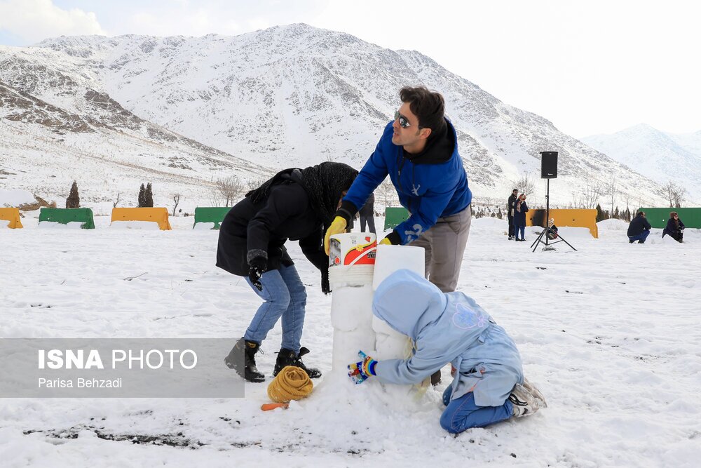 تصاویر: تفریح برفی در دره گردو اراک