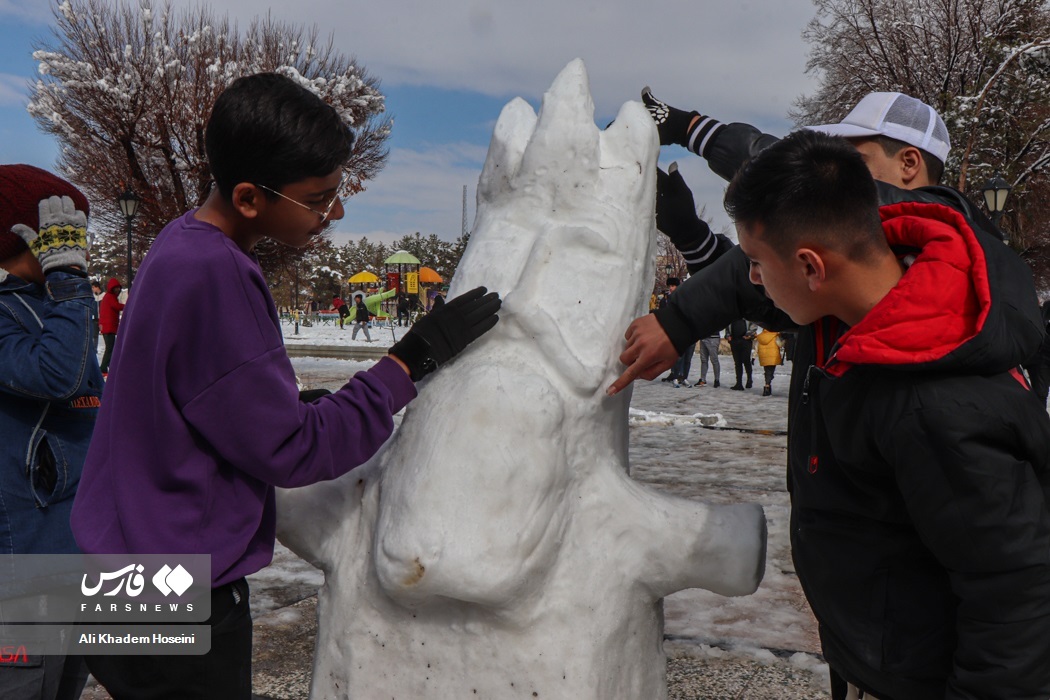 تصاویر: جشنواره «آدم برفی» در آباده