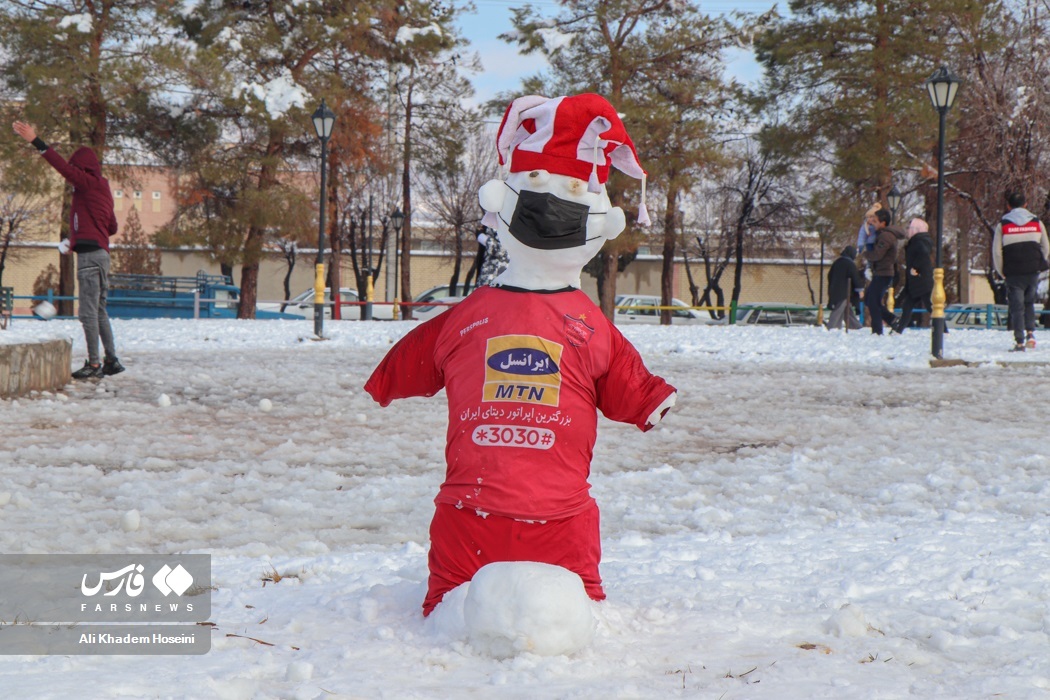 تصاویر: جشنواره «آدم برفی» در آباده