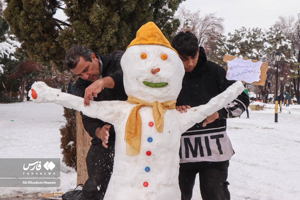 تصاویر: جشنواره «آدم برفی» در آباده