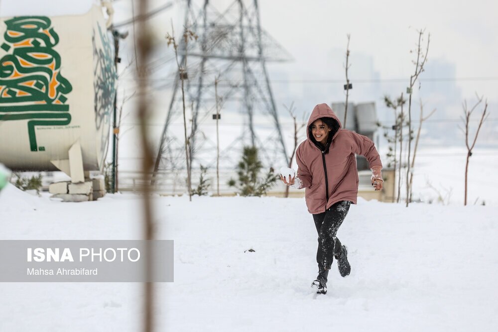 تصاویر: نخستین برف زمستانی تهران