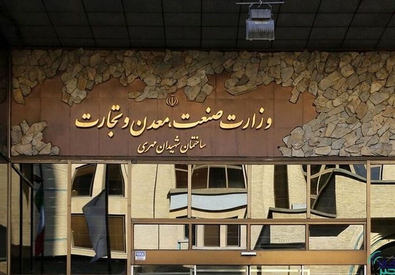 جوابیه وزارت صنعت به خبر «افزایش ۴۰ درصدی قیمت خودرو در ۲۰ روز» جوابیه وزارت صنعت به خبر «افزایش ۴۰ درصدی قیمت خودرو در ۲۰ روز»