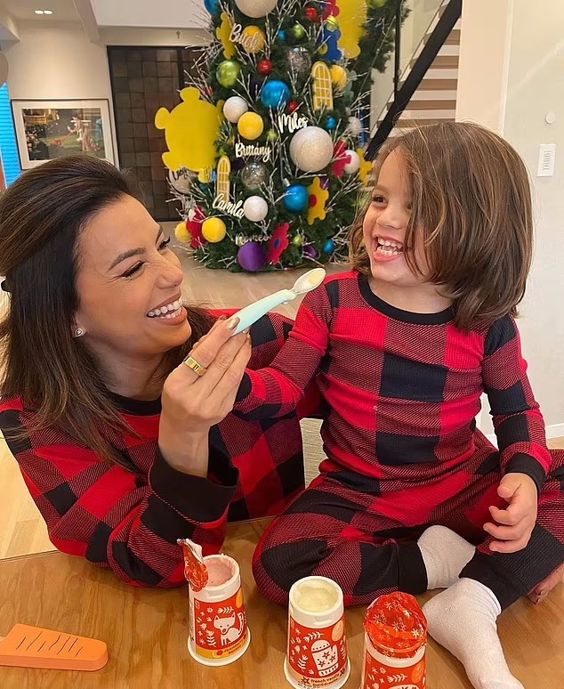 آداب و رسوم منحصر به فرد سلبریتی ها برای تعطیلات کریسمس