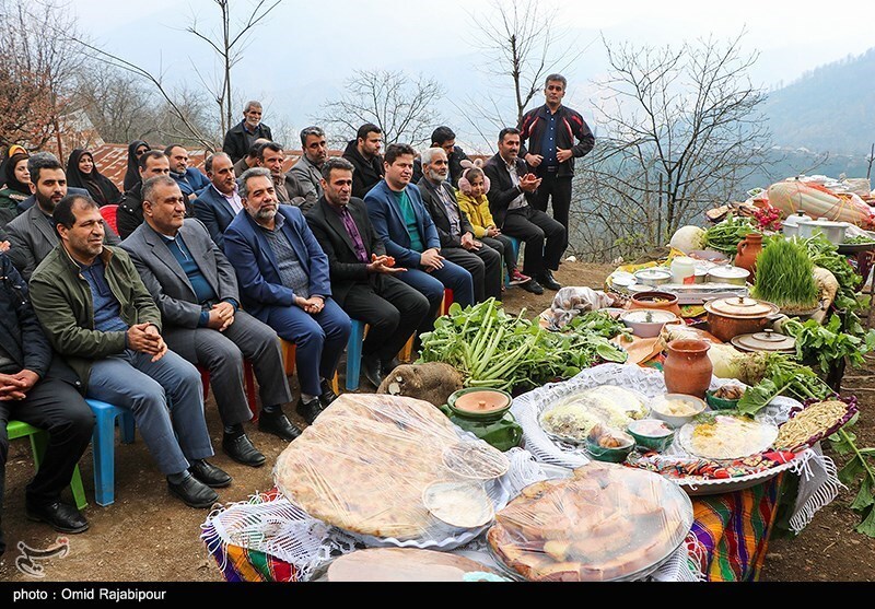 تصاویر: جشنواره غذاهای محلی در رحیم آباد گیلان