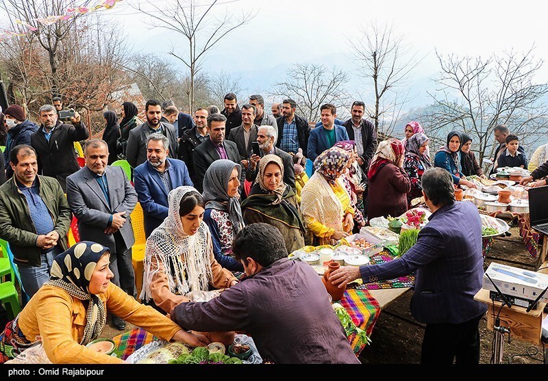 تصاویر: جشنواره غذاهای محلی در رحیم آباد گیلان