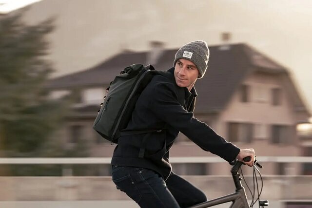 دستاورد یک شرکت فرانسوی: محافظت از سر و گردن دوچرخه‌سواران با کوله‌ ایربگ